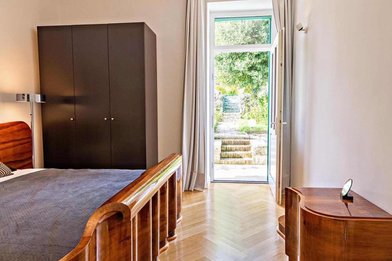 Deluxe Beachfront Apartment Klara, Lovran Exteriér fotografie