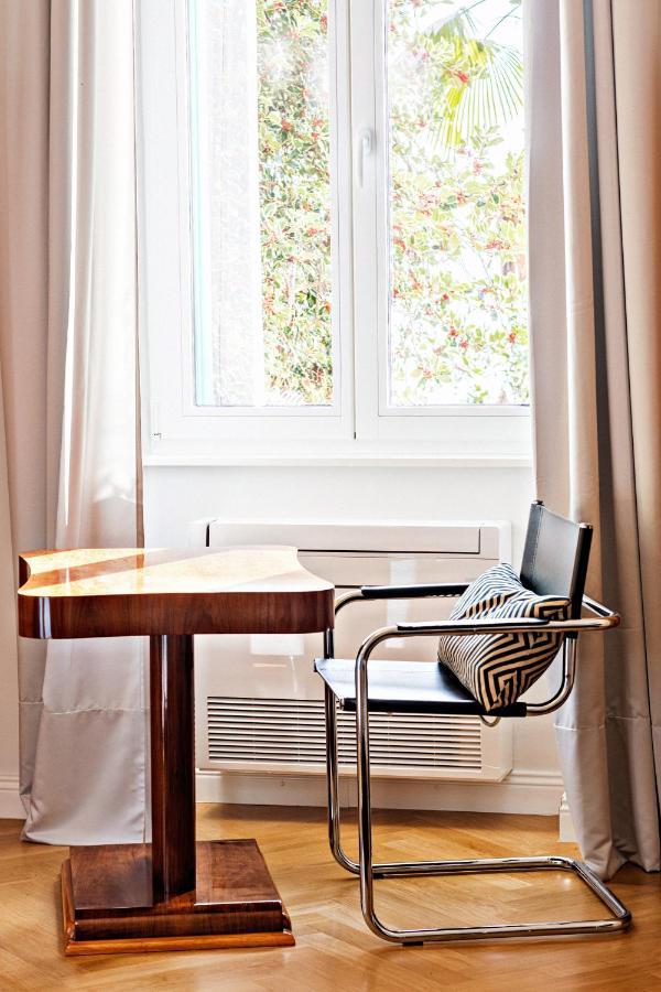 Deluxe Beachfront Apartment Klara, Lovran Exteriér fotografie