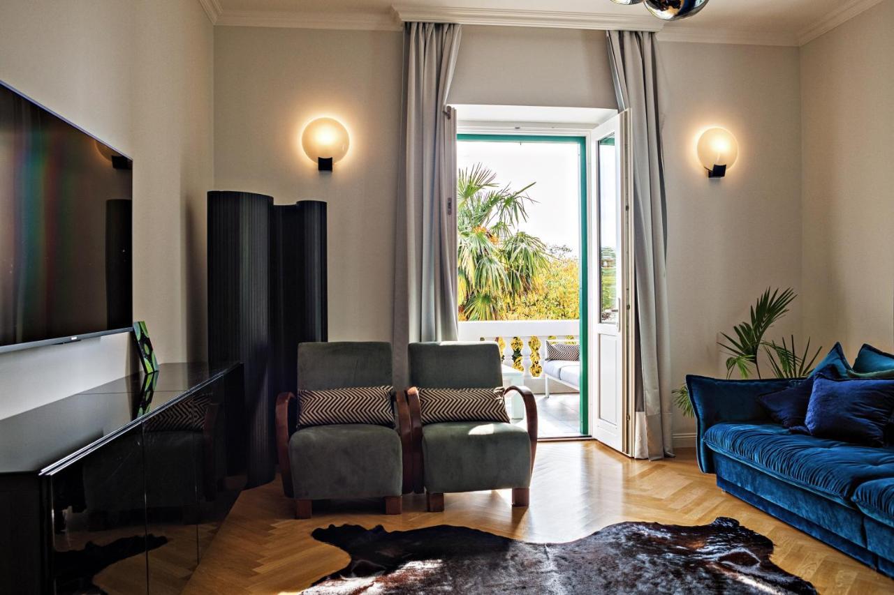 Deluxe Beachfront Apartment Klara, Lovran Exteriér fotografie